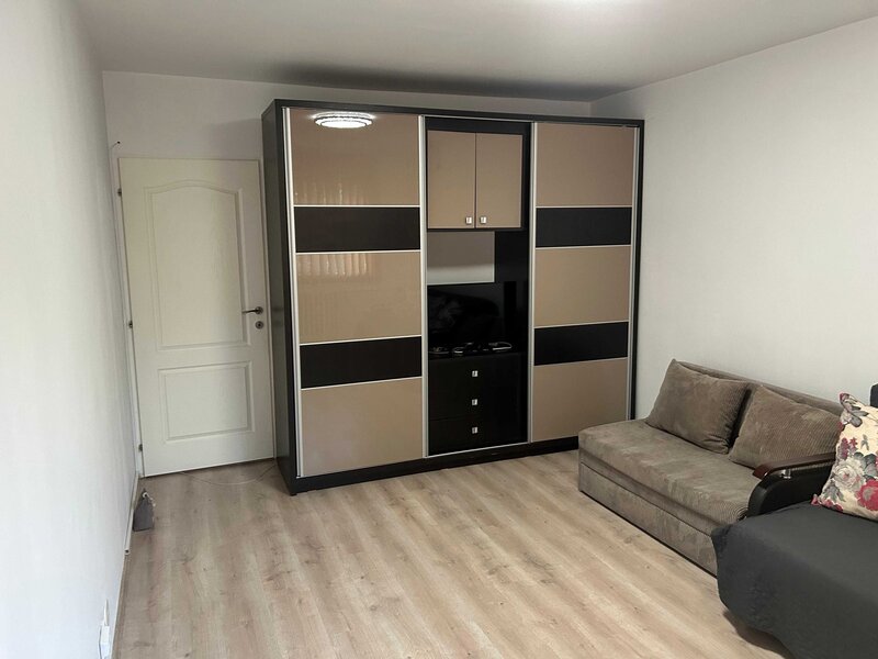 Rahova, Calea Rahovei, stradal, liceul Bolintineanu, AC, renovata, ocazie,